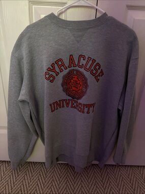 Fantastic Fawn Gray Crewneck Syracuse university vintage
